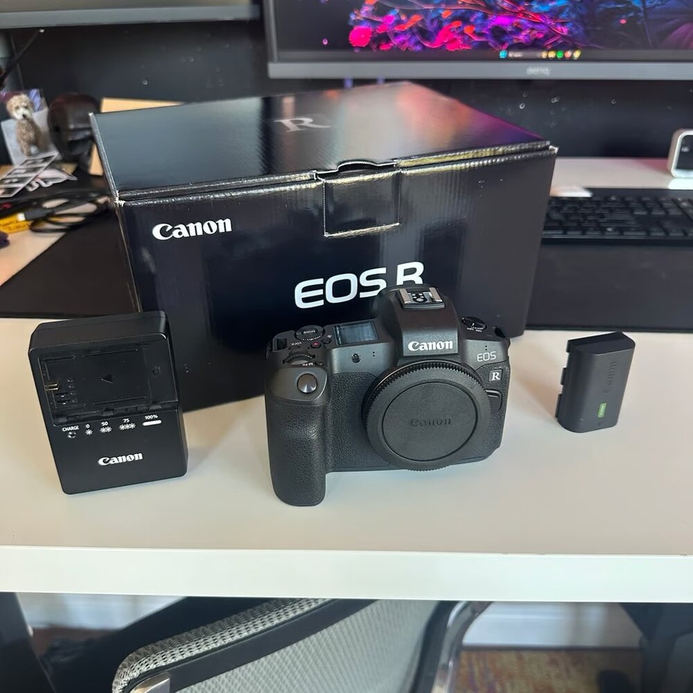 Canon EOS R